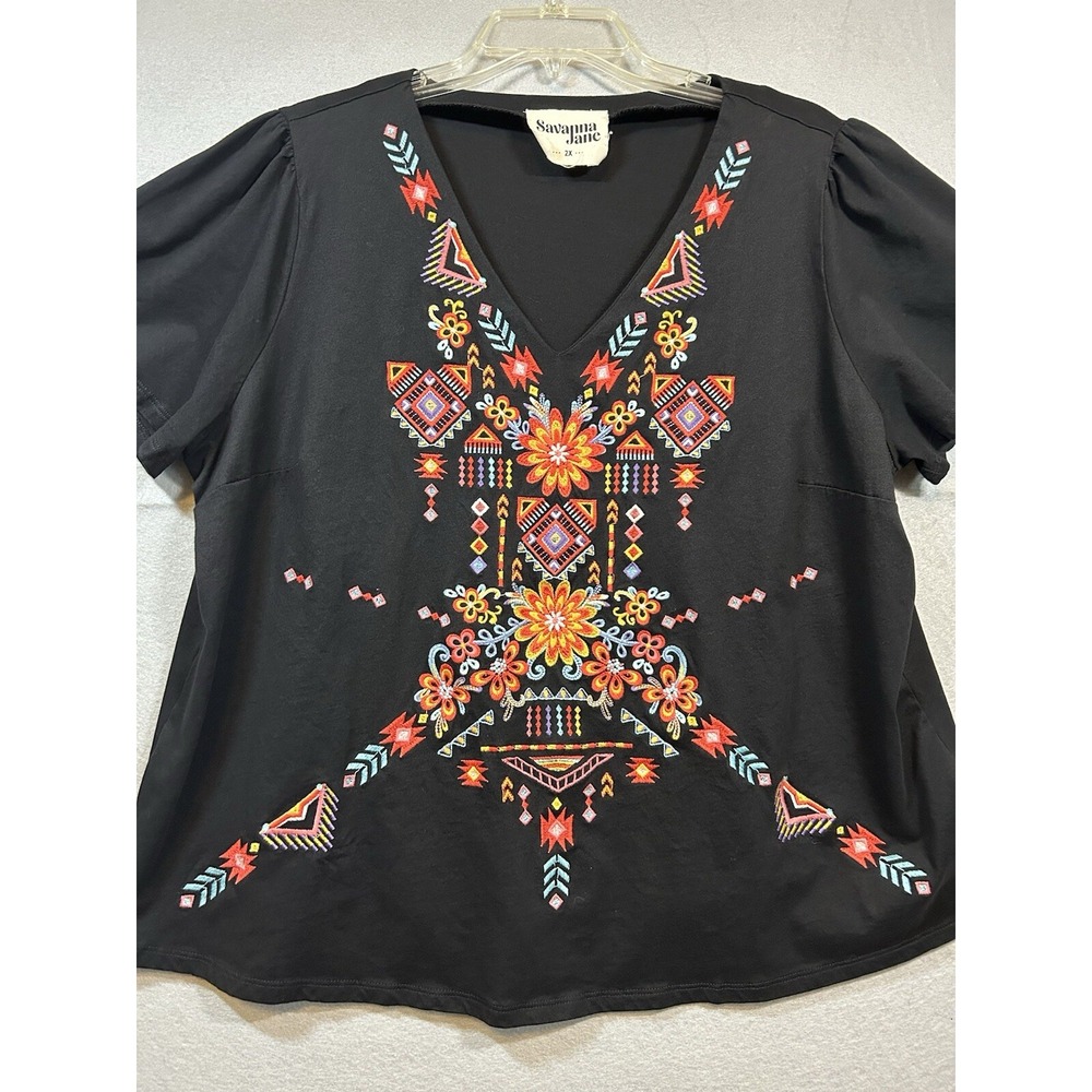Savanna Jane Embroidered Top Sz 2XL Boho Floral Aztec V-Neck Short Sleeve Black - Picture 2 of 10